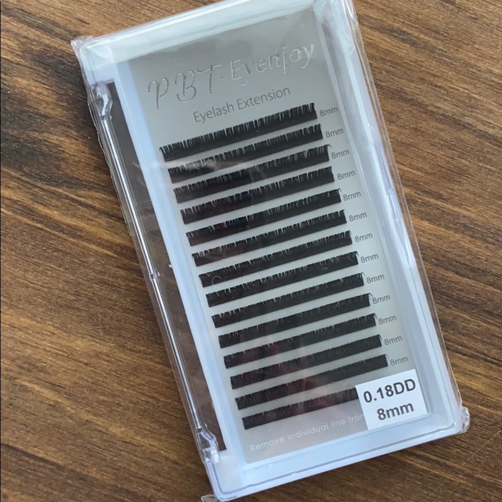 New False eyelash extensions kit 8MMM .18DD black short curled 14 full rows new